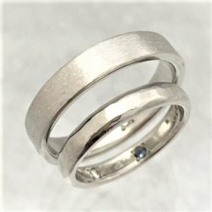 プラチナ結婚指輪 ダイヤモンド アクアマリン
