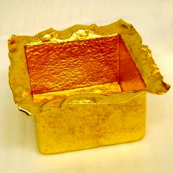 オーダーメイド 純金方形器 岡田彫金工房